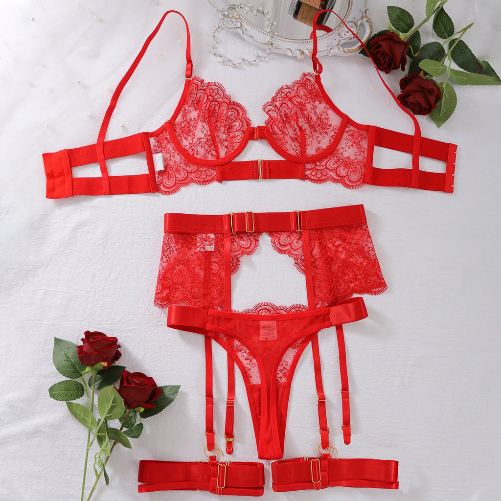 Set Lingerie Nera con Ricamo Floreale